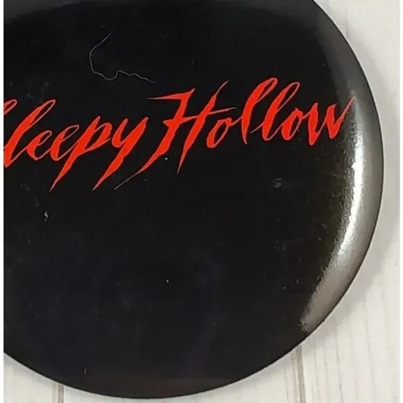Sleepy Hollow Movie Promo Pin Badge Button Pinback Depp, Ricci, Walken - Picture 2 of 4